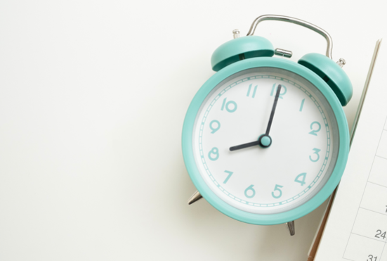 An alarm clock and calendar; at MG Legal, our local solicitors are solicitors who offer home visits and out-of-hours appointments.